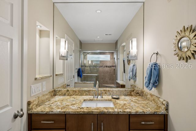 17 Christo Dr, Hilton Head Island, SC 29926