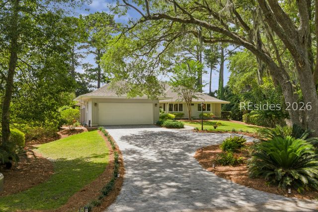 17 Christo Dr, Hilton Head Island, SC 29926