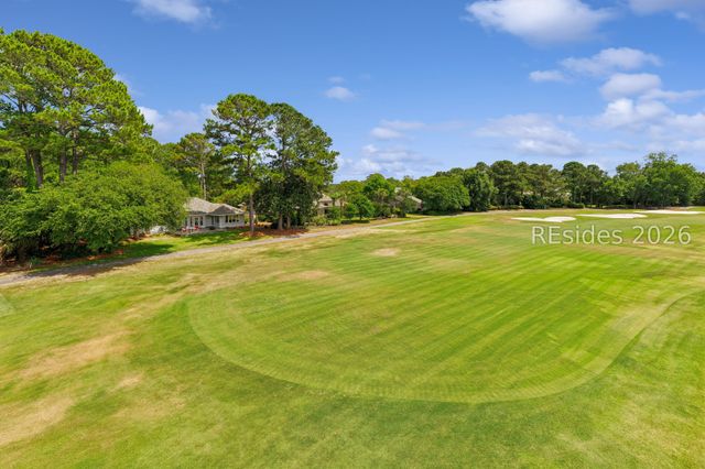 17 Christo Dr, Hilton Head Island, SC 29926