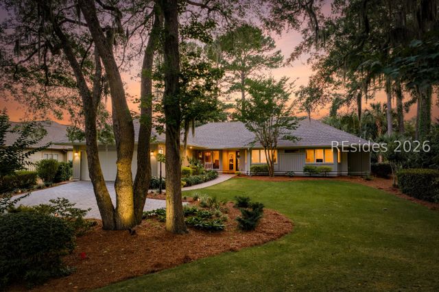 17 Christo Dr, Hilton Head Island, SC 29926