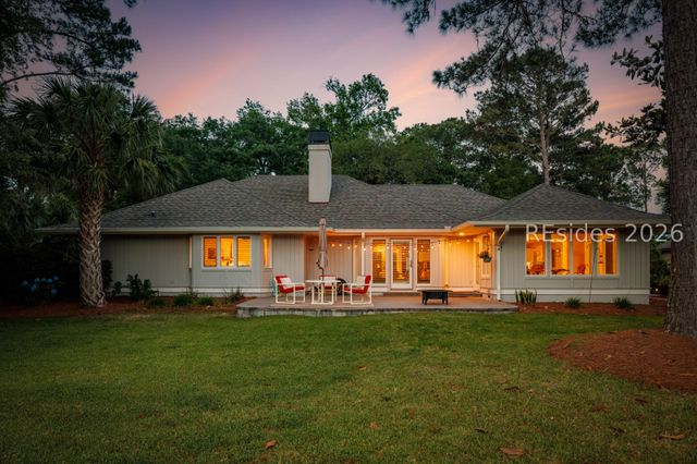 17 Christo Dr, Hilton Head Island, SC 29926