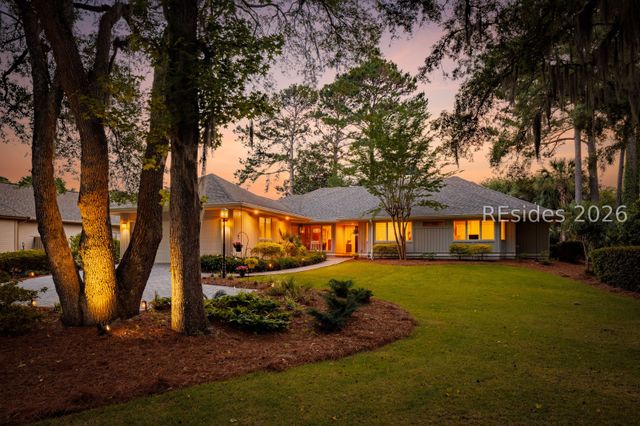 17 Christo Dr, Hilton Head Island, SC 29926