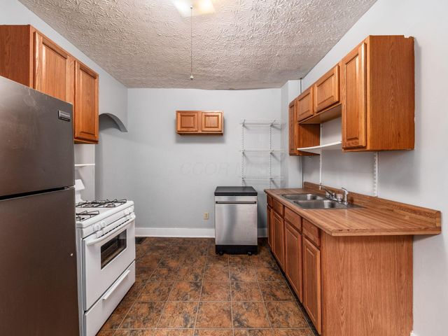 116-118 E Hudson Street, Columbus, OH 43202