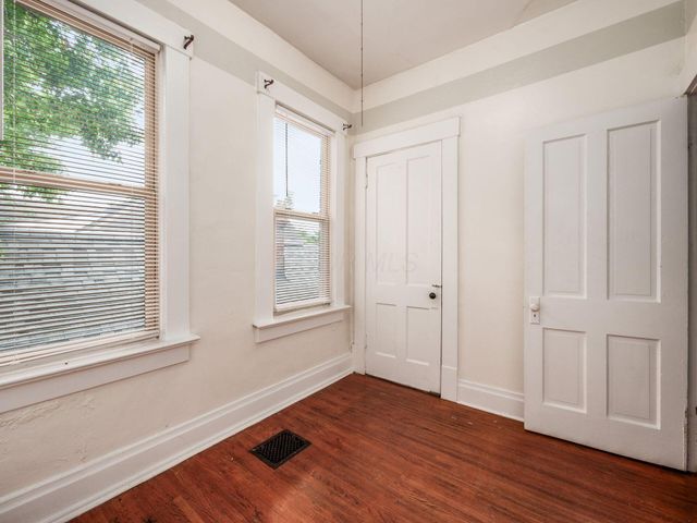 116-118 E Hudson Street, Columbus, OH 43202