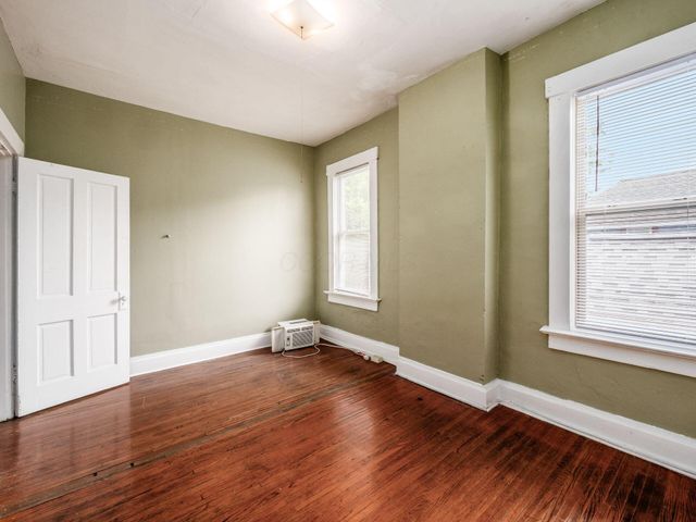 116-118 E Hudson Street, Columbus, OH 43202