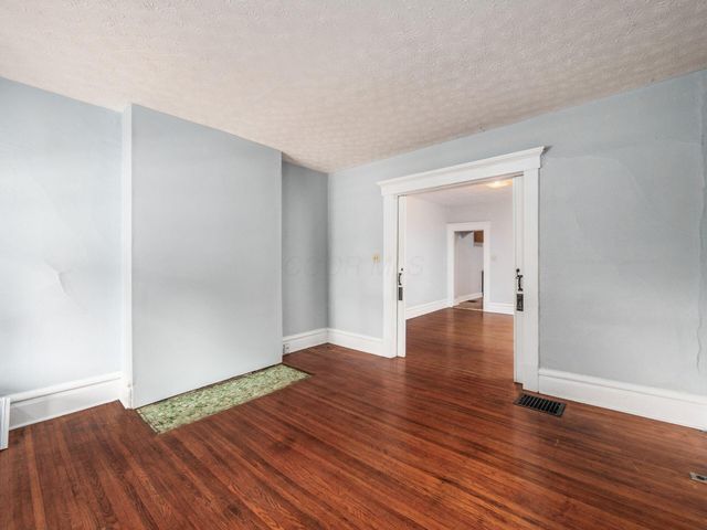 116-118 E Hudson Street, Columbus, OH 43202