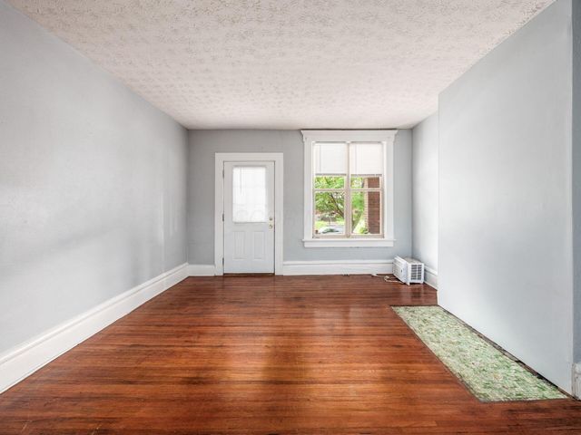 116-118 E Hudson Street, Columbus, OH 43202