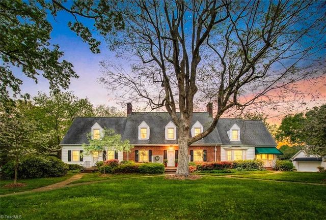 304 S Fayetteville Street, Liberty, NC 27298