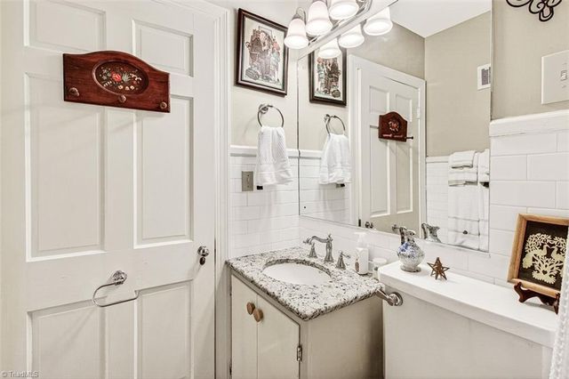 304 S Fayetteville Street, Liberty, NC 27298