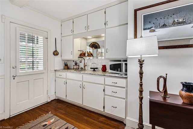 304 S Fayetteville Street, Liberty, NC 27298