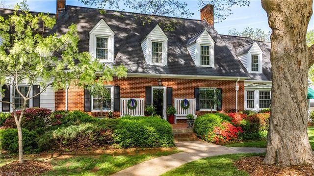 304 S Fayetteville Street, Liberty, NC 27298