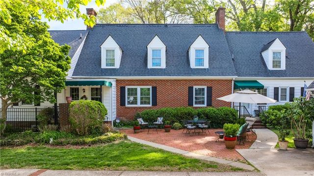 304 S Fayetteville Street, Liberty, NC 27298