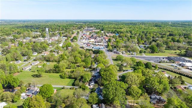 304 S Fayetteville Street, Liberty, NC 27298