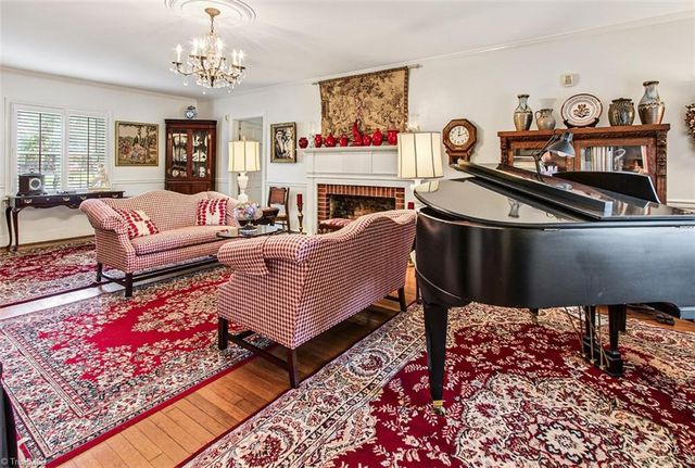 304 S Fayetteville Street, Liberty, NC 27298