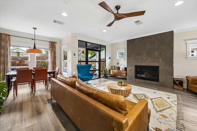 1529 Lawrence Street B, Houston, TX 77008