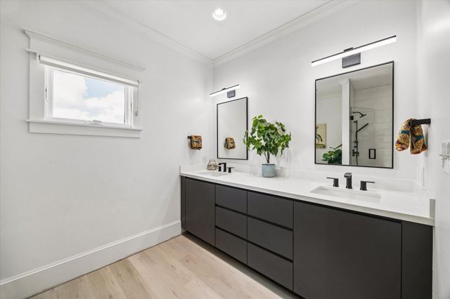 1529 Lawrence Street B, Houston, TX 77008