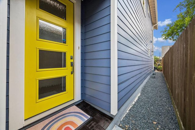 1529 Lawrence Street B, Houston, TX 77008