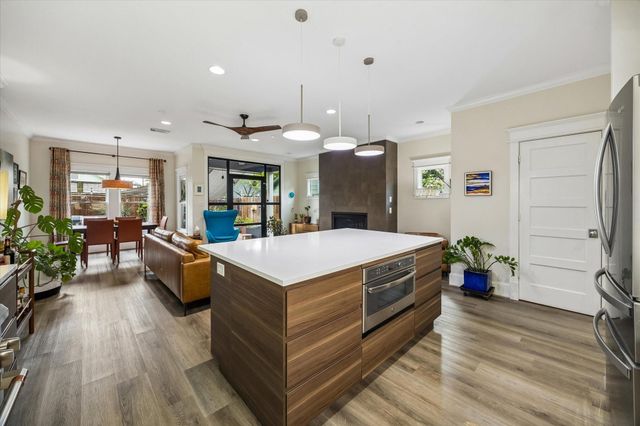 1529 Lawrence Street B, Houston, TX 77008