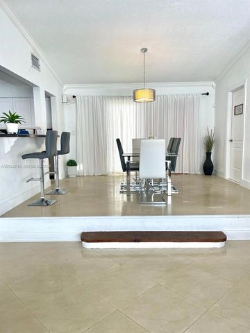 19960 Highland Lakes Boulevard, Miami, FL 33179
