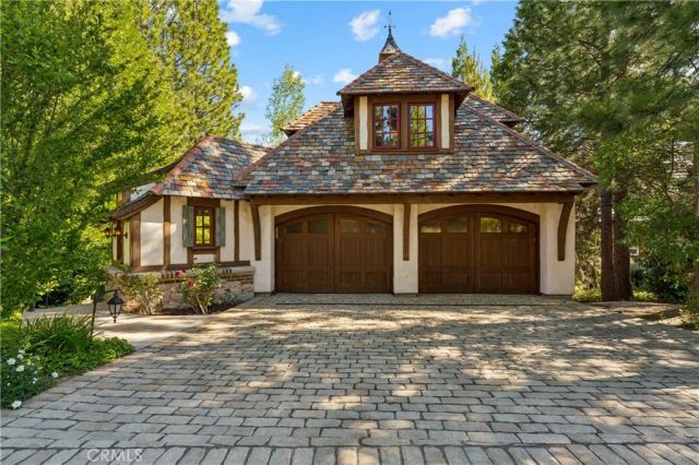 27596 High Knoll, Lake Arrowhead, CA 92352