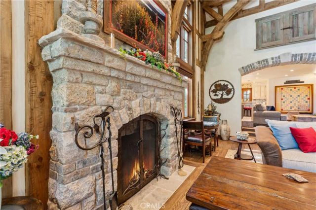 27596 High Knoll, Lake Arrowhead, CA 92352