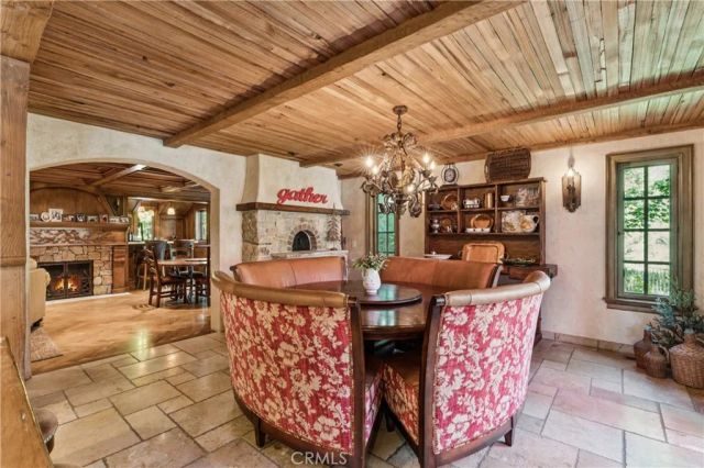 27596 High Knoll, Lake Arrowhead, CA 92352