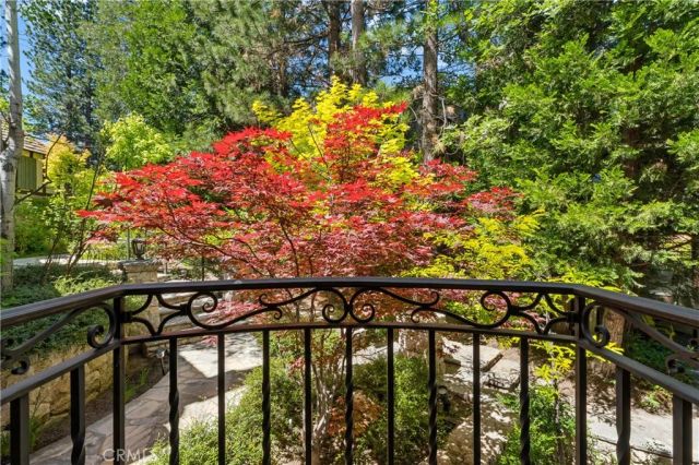 27596 High Knoll, Lake Arrowhead, CA 92352
