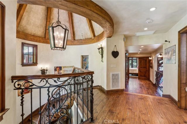 27596 High Knoll, Lake Arrowhead, CA 92352