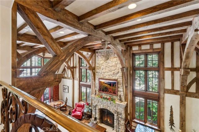 27596 High Knoll, Lake Arrowhead, CA 92352