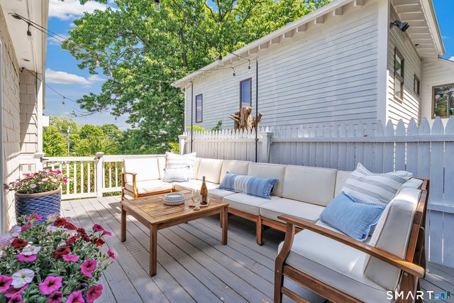 118 Shorefront Park, Norwalk, CT 06854