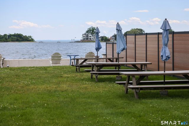 118 Shorefront Park, Norwalk, CT 06854