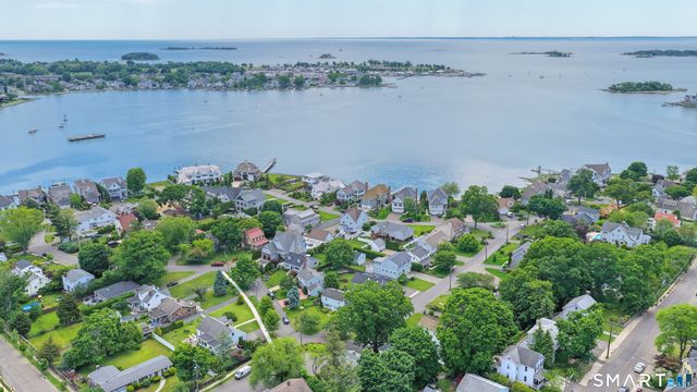 118 Shorefront Park, Norwalk, CT 06854