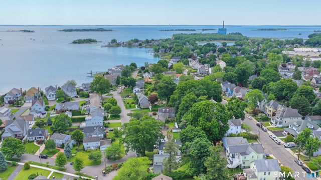 118 Shorefront Park, Norwalk, CT 06854