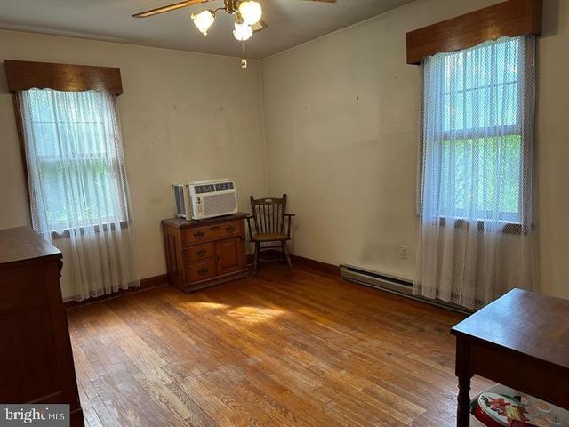 FRANK, Kingsville, MD 21087