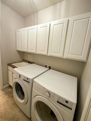 2208 W Milwaukee Street, Stoughton, WI 53589