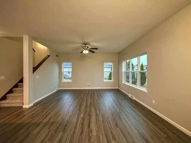 2208 W Milwaukee Street, Stoughton, WI 53589