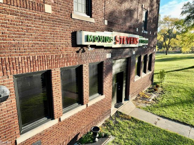 1273 Broadway Boulevard, Flint, MI 48506