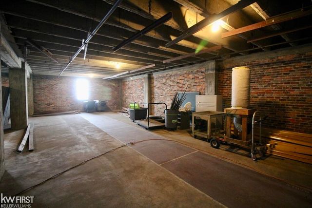 1273 Broadway Boulevard, Flint, MI 48506