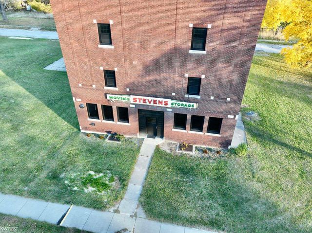 1273 Broadway Boulevard, Flint, MI 48506