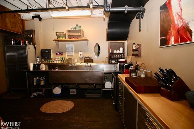 1273 Broadway Boulevard, Flint, MI 48506