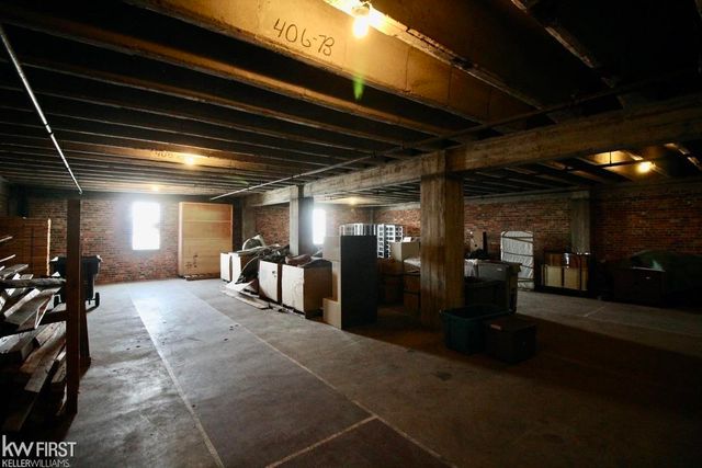 1273 Broadway Boulevard, Flint, MI 48506