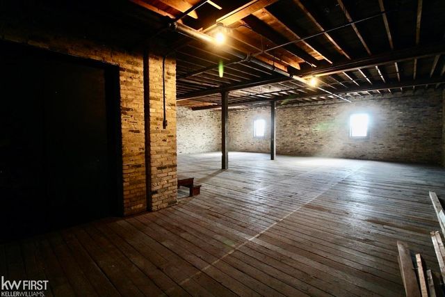 1273 Broadway Boulevard, Flint, MI 48506