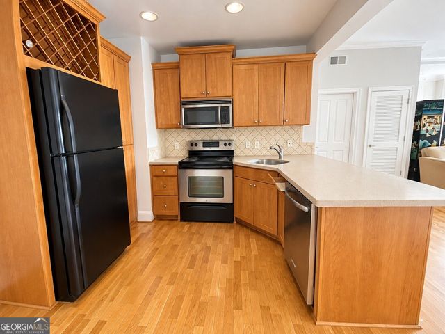 2277 peachtree rd 401, Atlanta, GA 30309