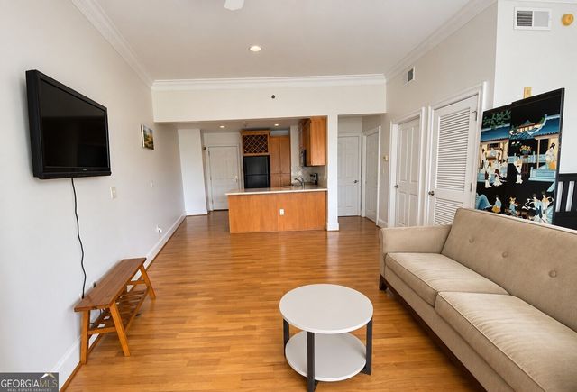 2277 peachtree rd 401, Atlanta, GA 30309