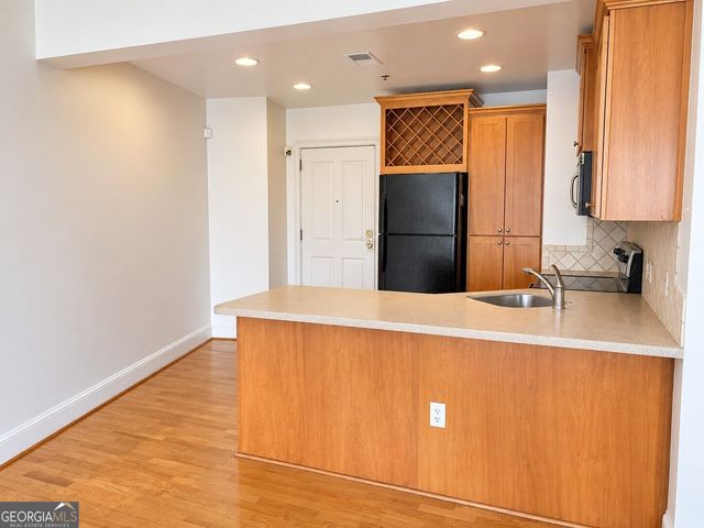 2277 peachtree rd 401, Atlanta, GA 30309