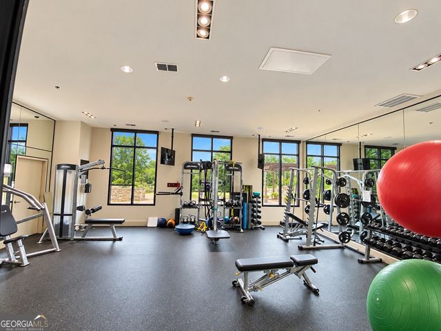 2277 peachtree rd 401, Atlanta, GA 30309