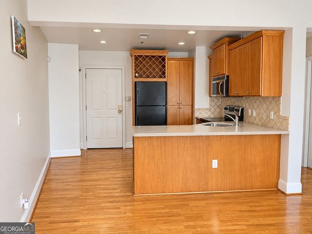 2277 peachtree rd 401, Atlanta, GA 30309
