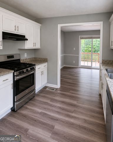 635 Clearwater Place, Lawrenceville, GA 30044