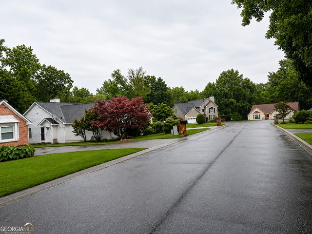 635 Clearwater Place, Lawrenceville, GA 30044
