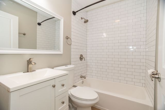 382 Chappel Avenue, Calumet City, IL 60409